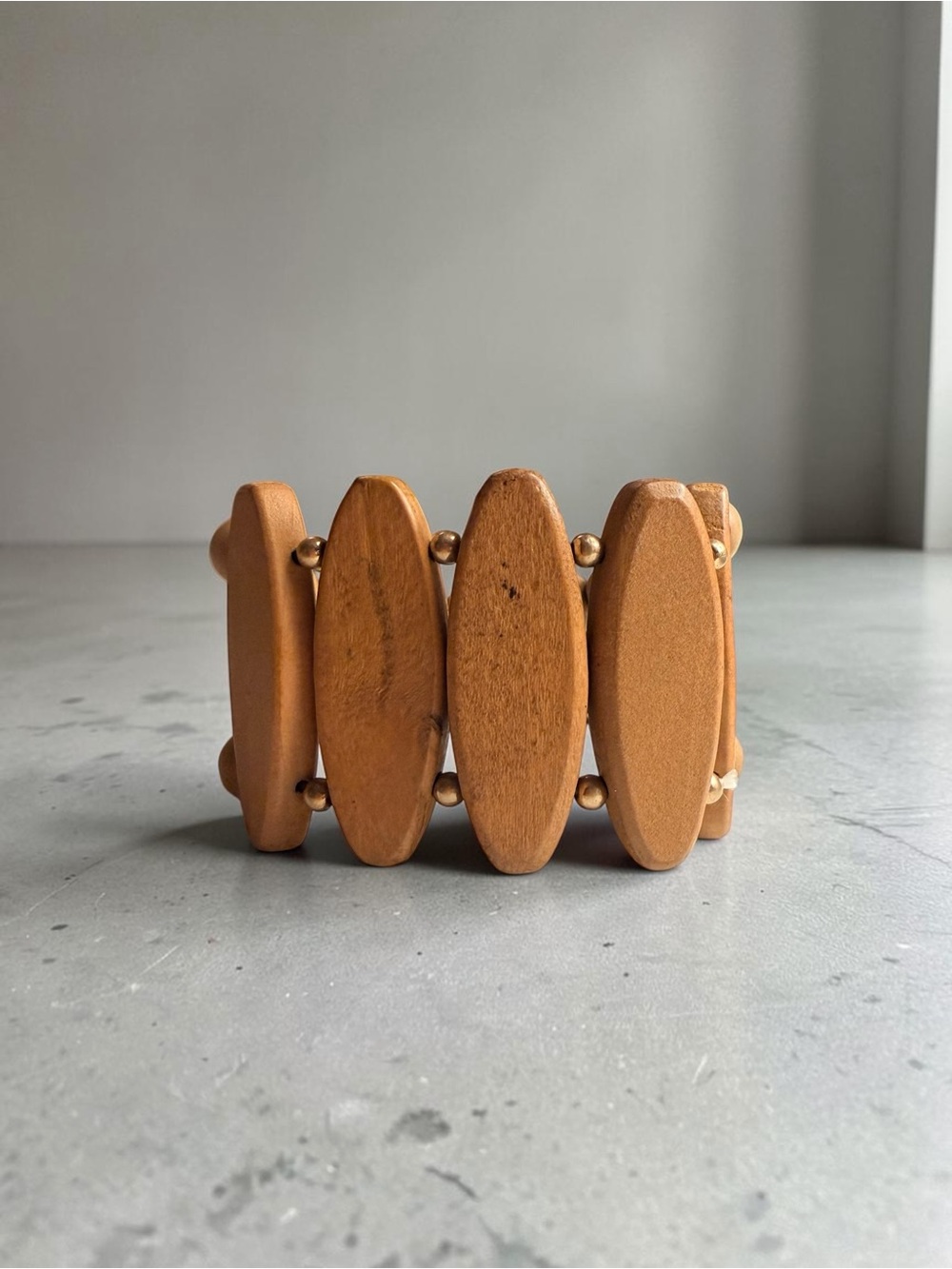 Oval Wooden Stretch Bracelet - Light Tan